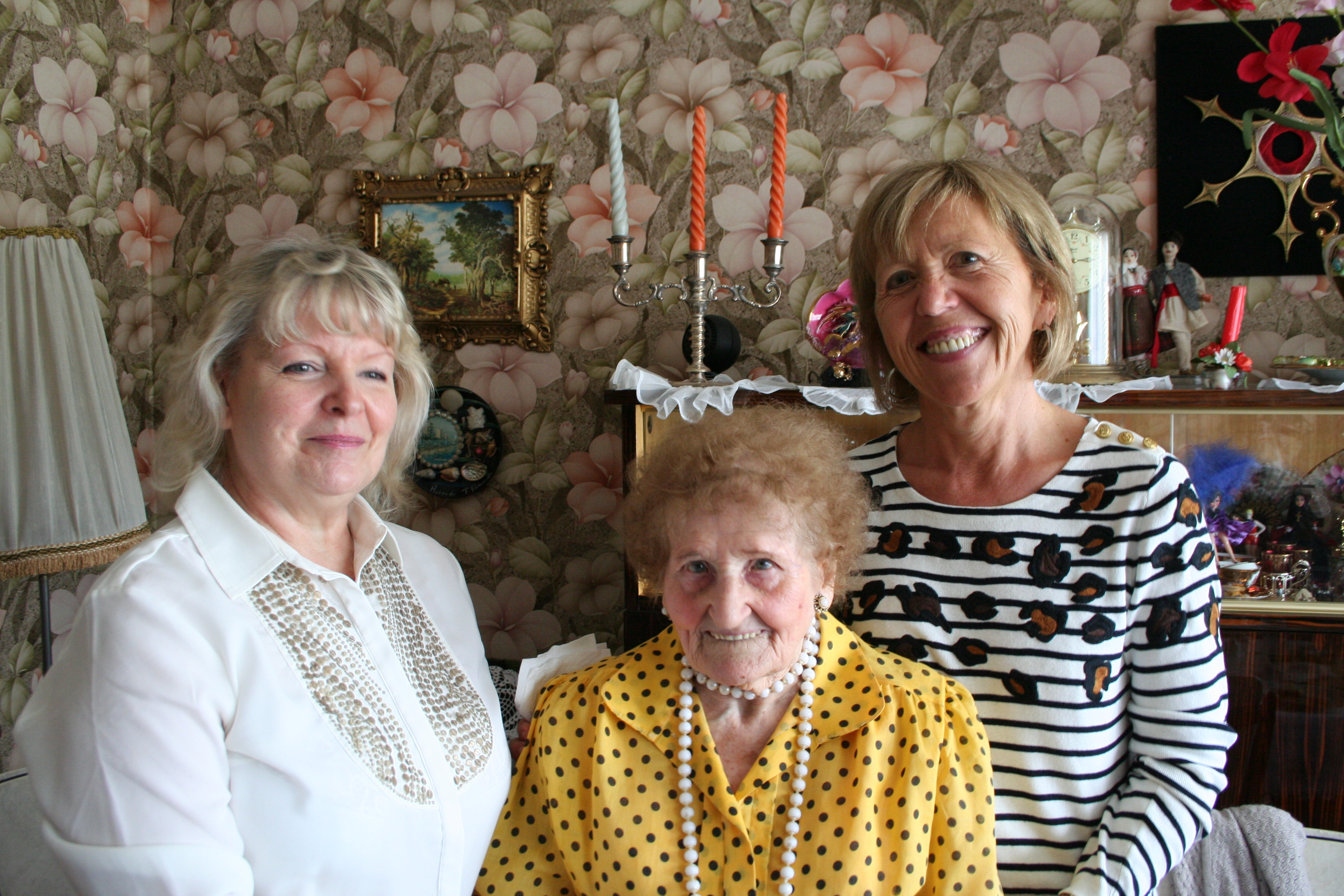 vdeSaverne_grands-annivs Une des centenaires savernoises, Mme Vier
